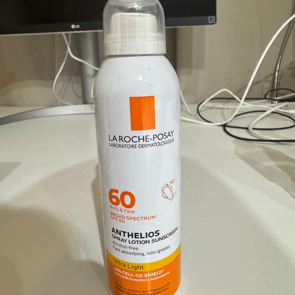 La Roche-Posay Anthelios Ultra Light Spray Lotion Sunscreen - Exp 10/2025